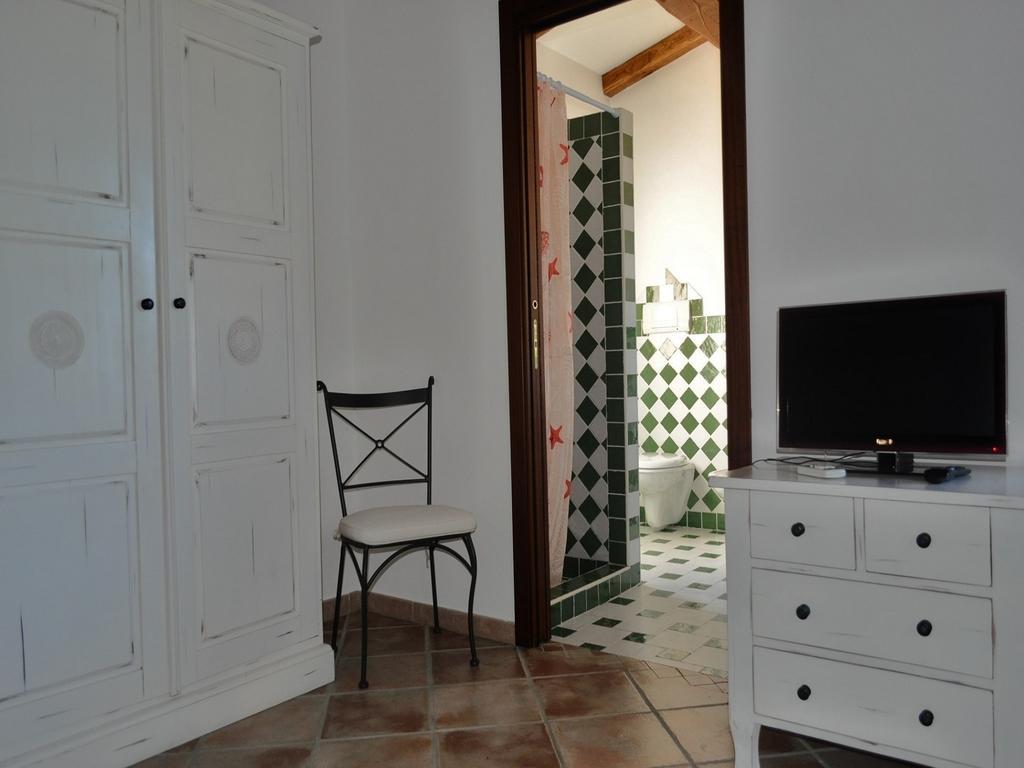 B&B Pubulos Olbia Habitación foto